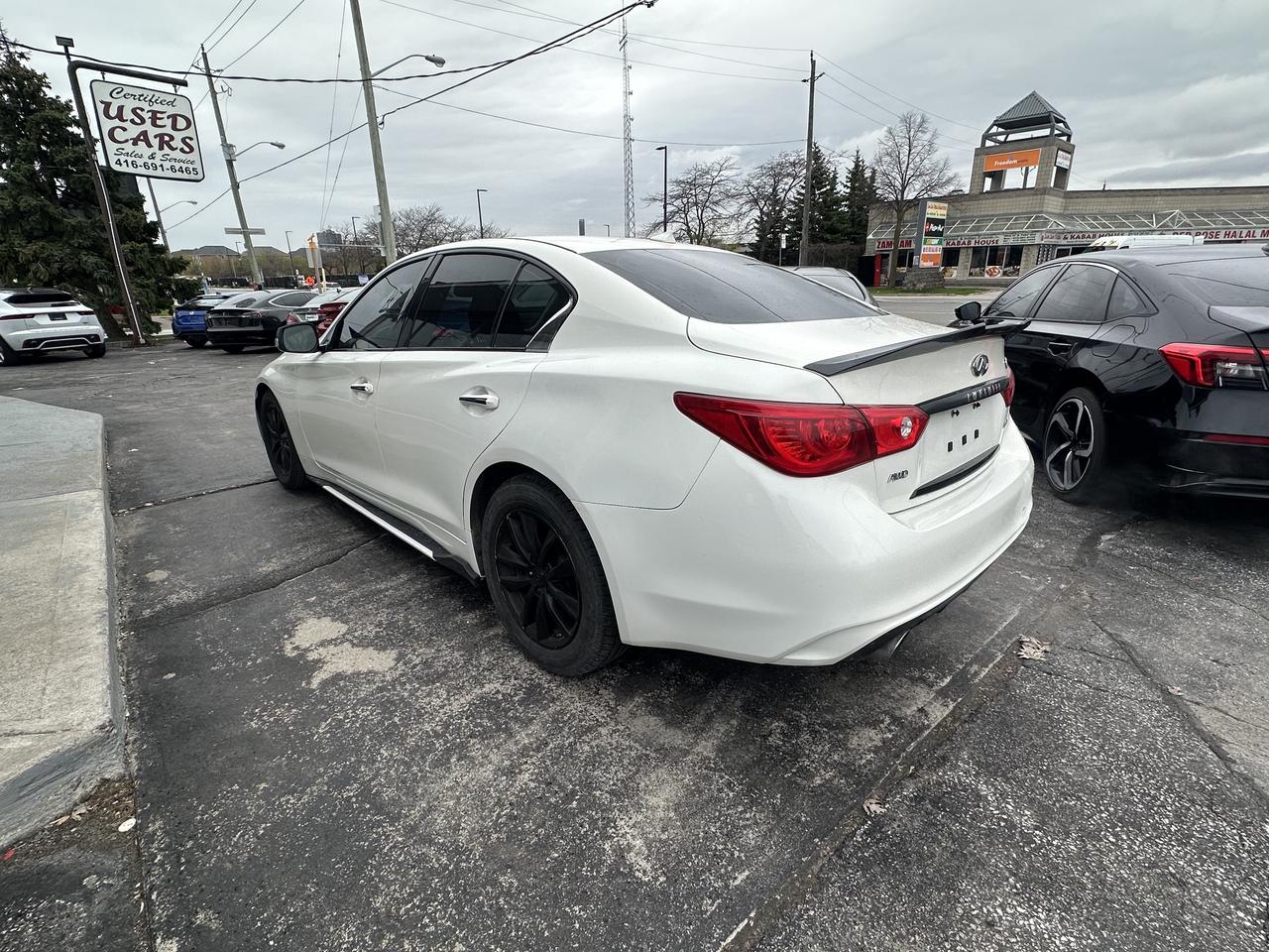 2017 Infiniti Q50 Premium Photo