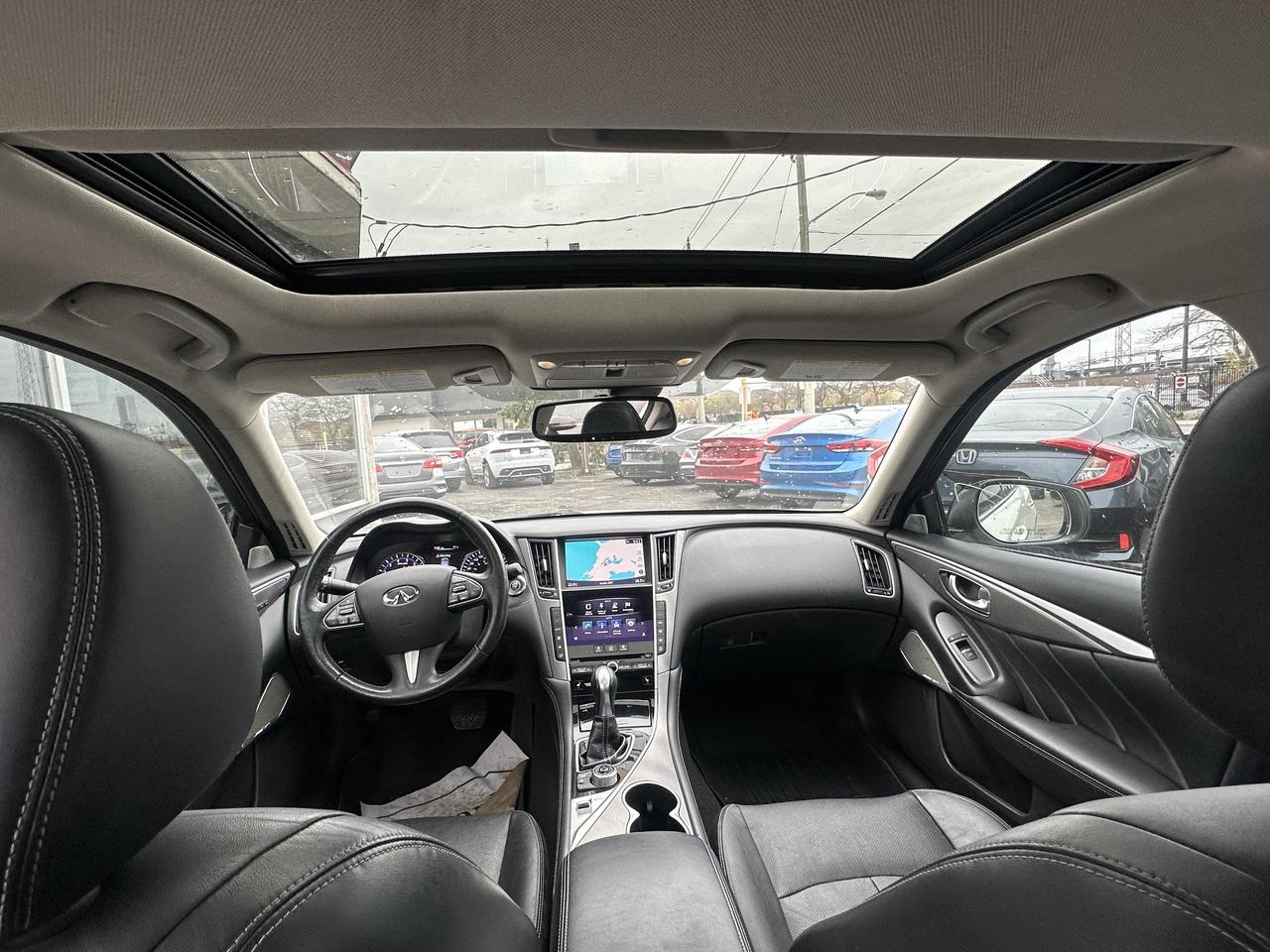 2017 Infiniti Q50 Premium Photo