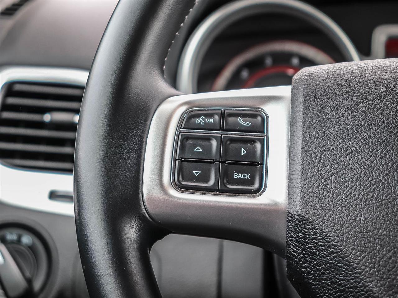 2015 Dodge Journey SE Plus Photo