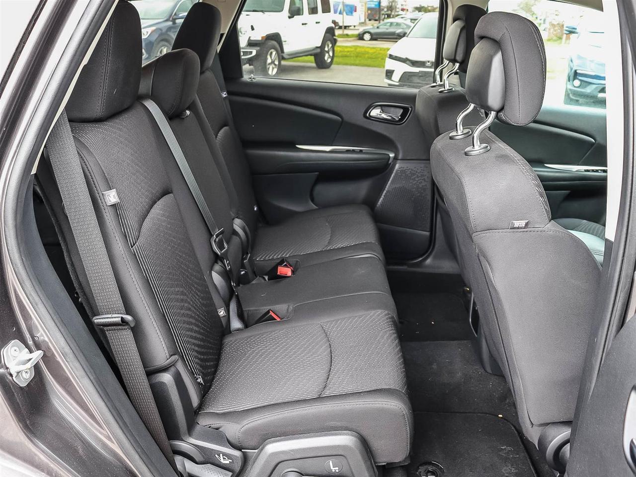 2015 Dodge Journey SE Plus Photo
