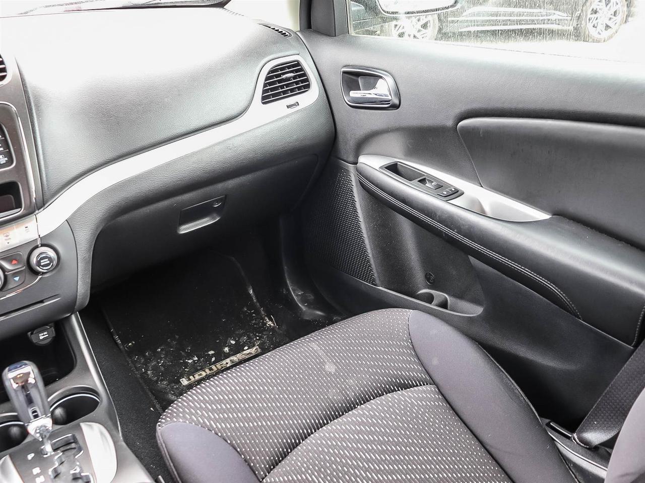 2015 Dodge Journey SE Plus Photo