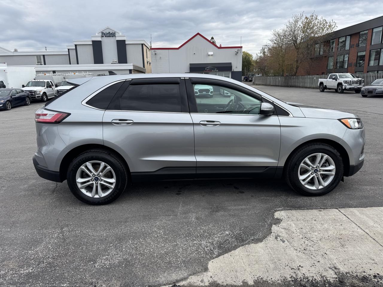 2020 Ford Edge SEL AWD Photo