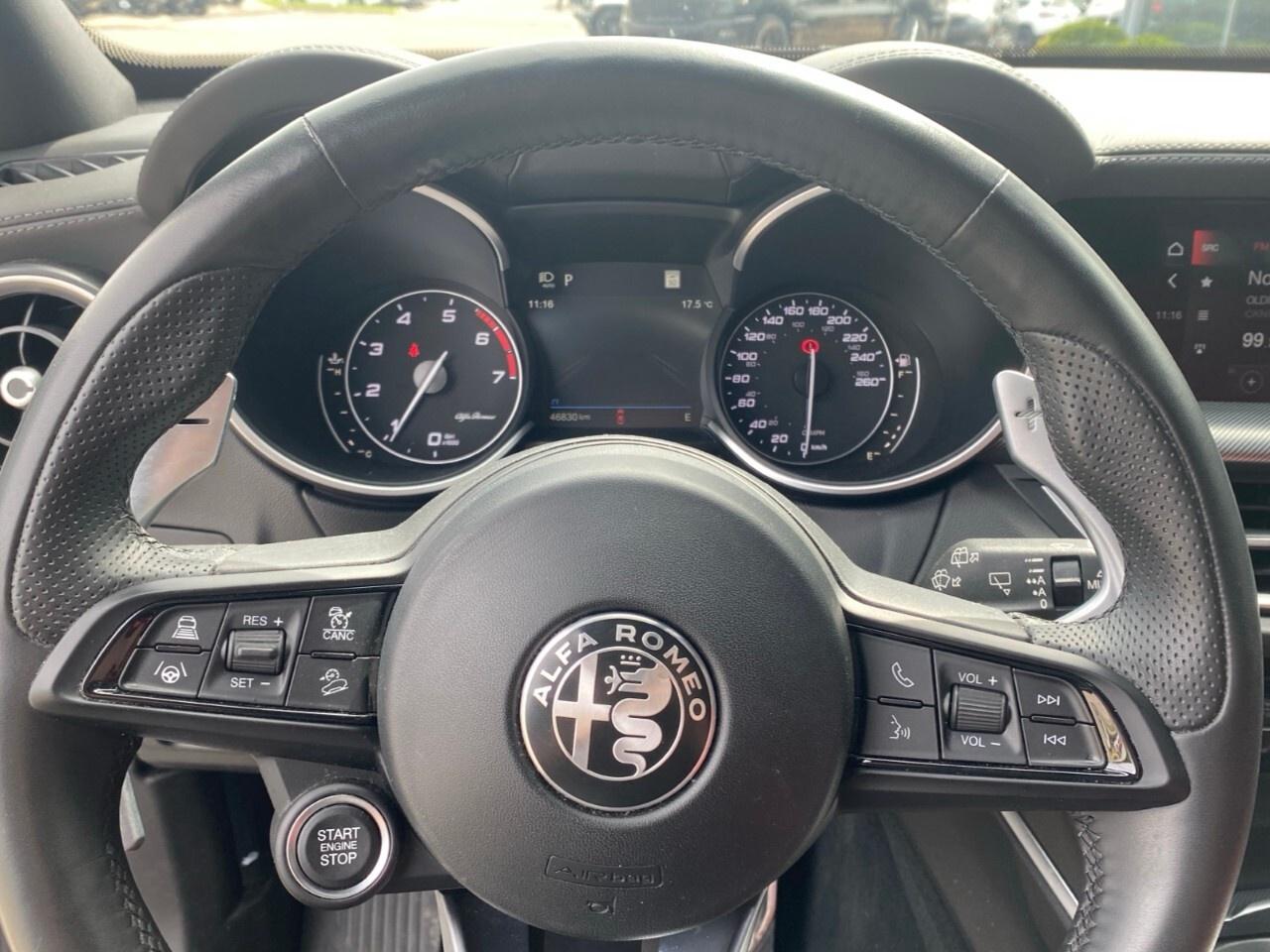 2022 Alfa Romeo Stelvio Veloce AWD Photo