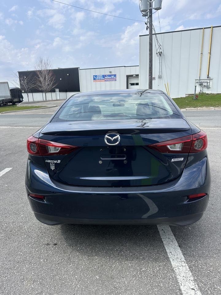 2015 Mazda MAZDA3 i Touring Photo