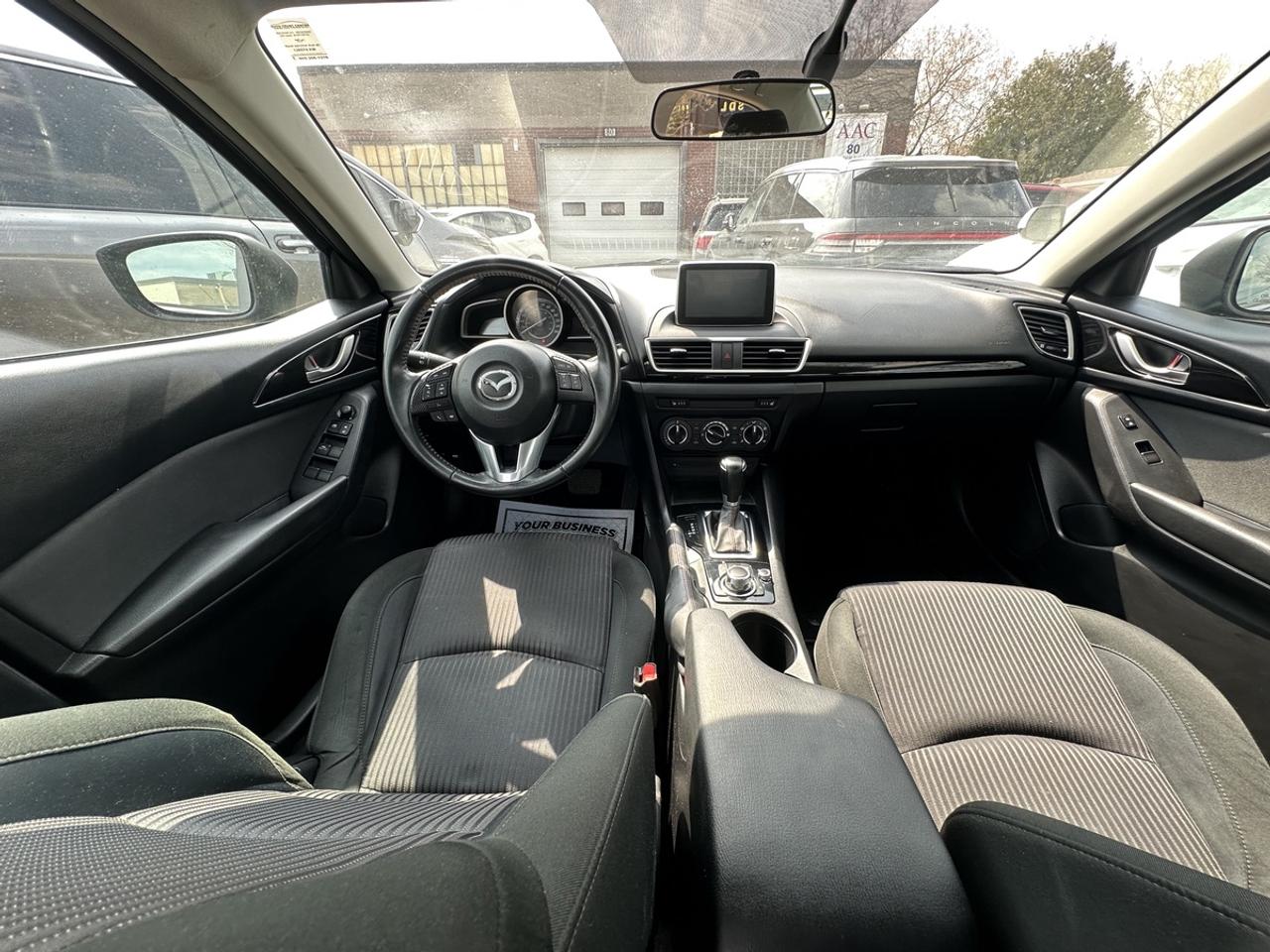 2015 Mazda MAZDA3 i Touring Photo