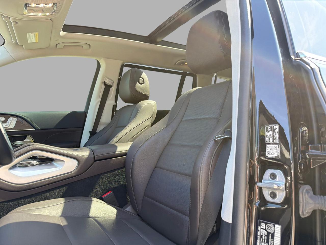 2023 Mercedes-Benz GLS-Class GLS 450 4MATIC SUV Photo