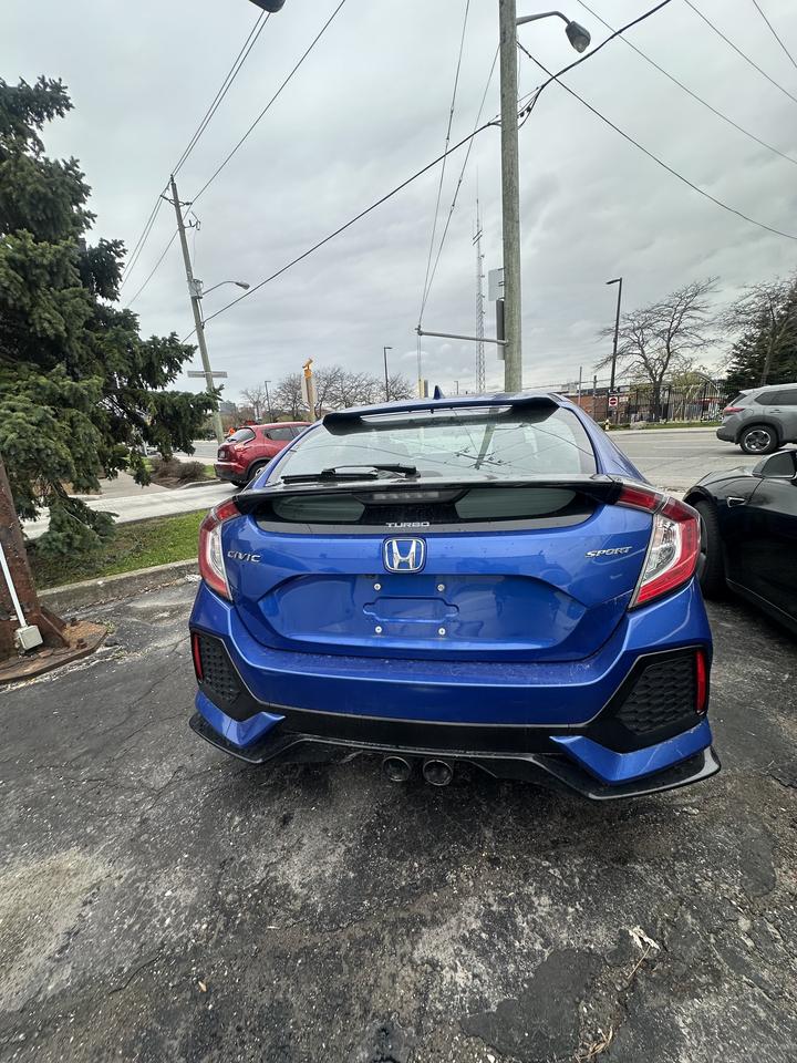 2018 Honda Civic Sport Photo