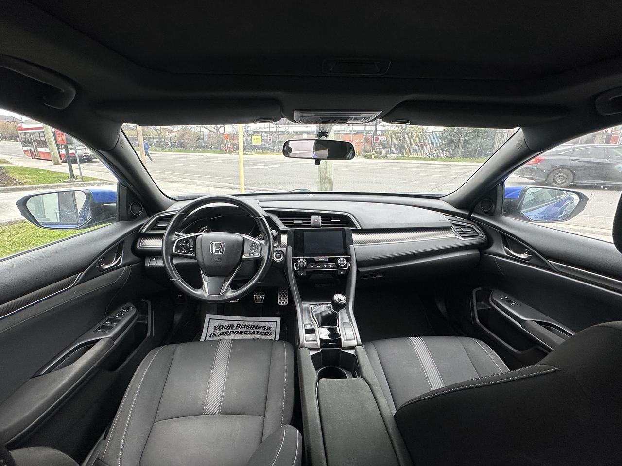 2018 Honda Civic Sport Photo