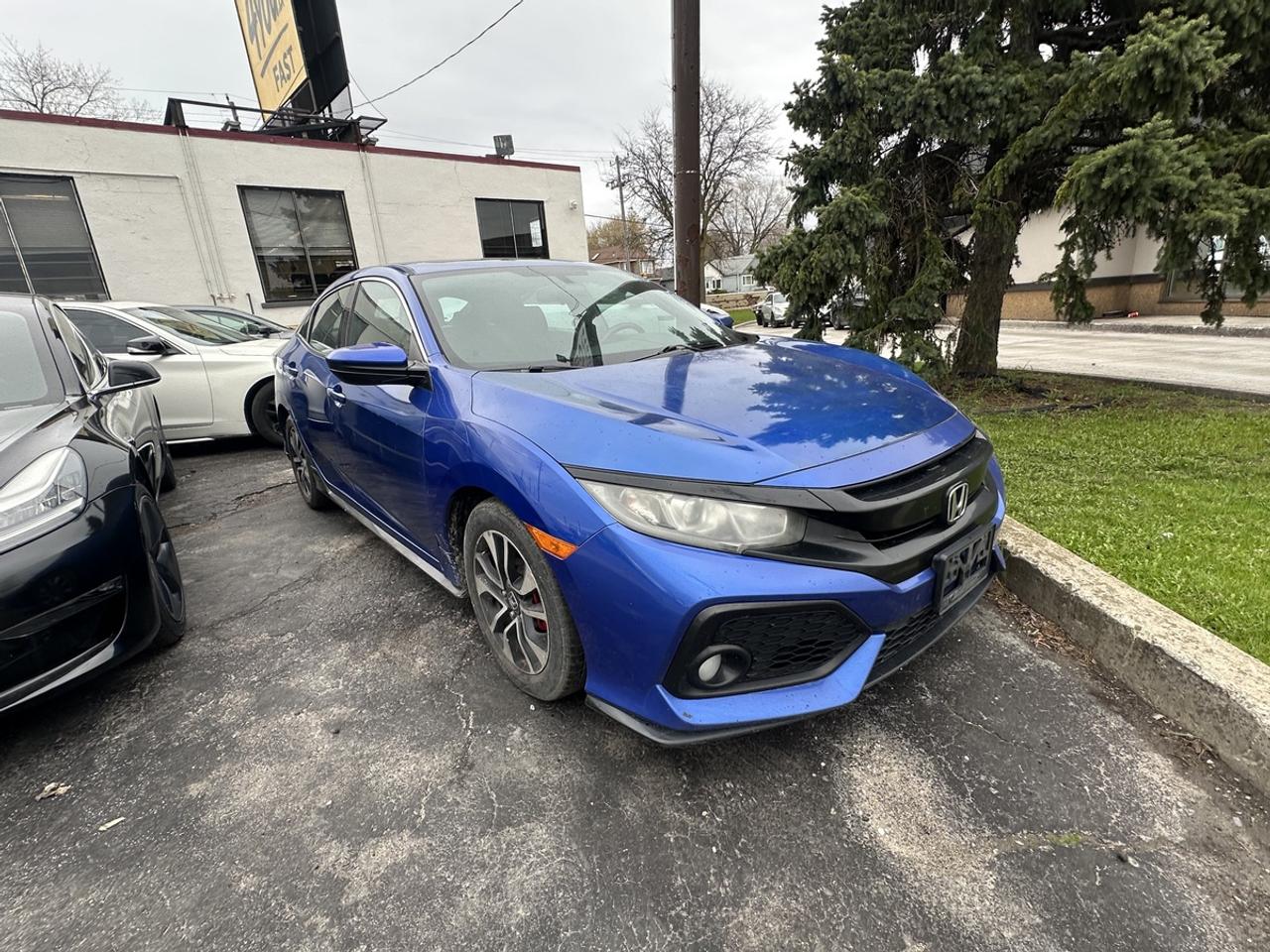 2018 Honda Civic Sport Photo0