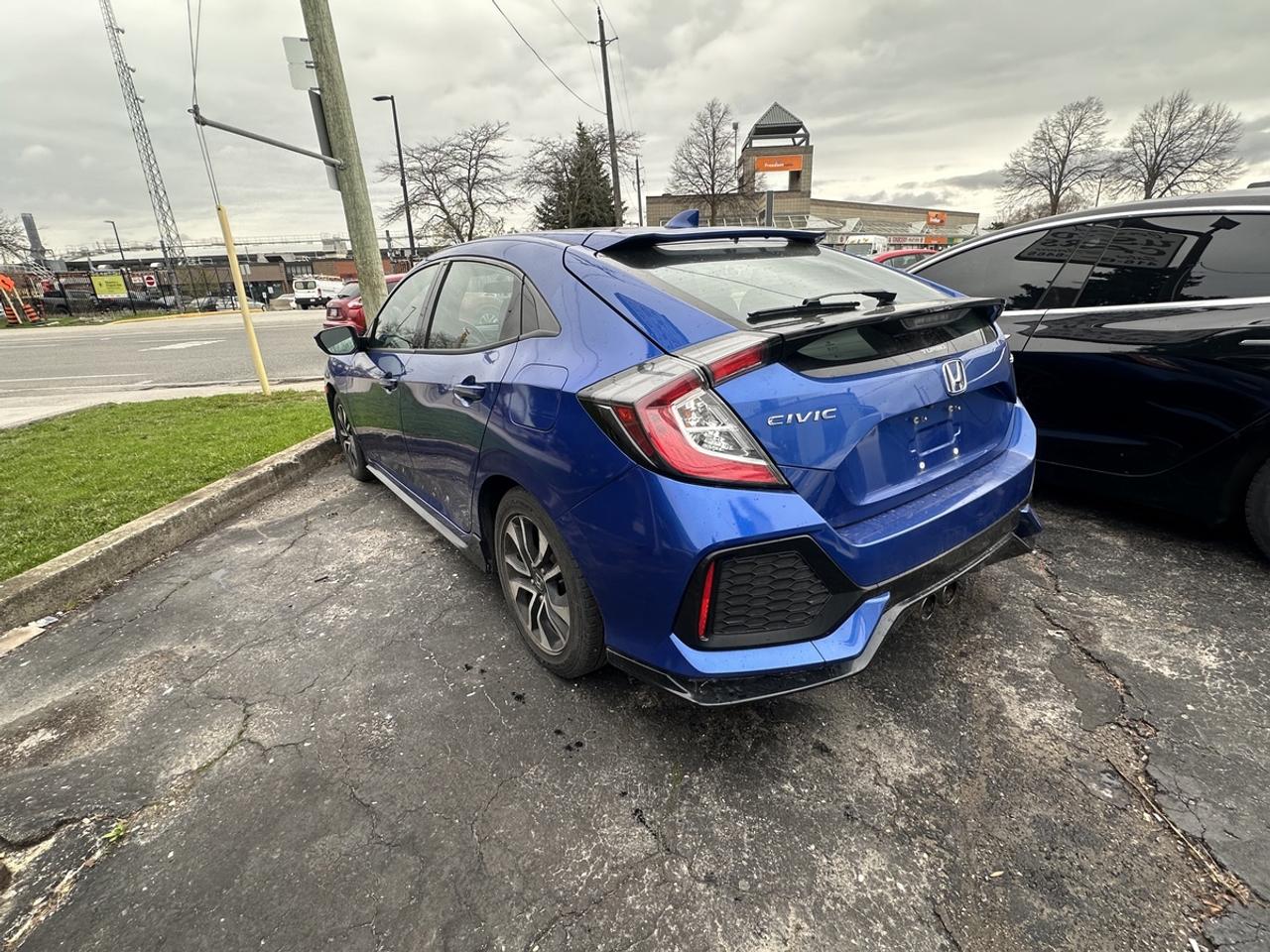 2018 Honda Civic Sport Photo4