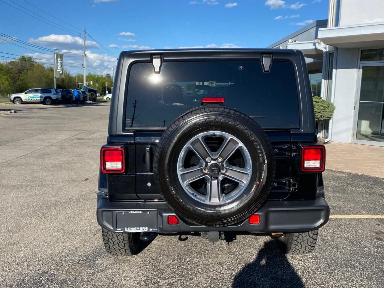 2021 Jeep Wrangler Unlimited Sahara 4X4 Photo