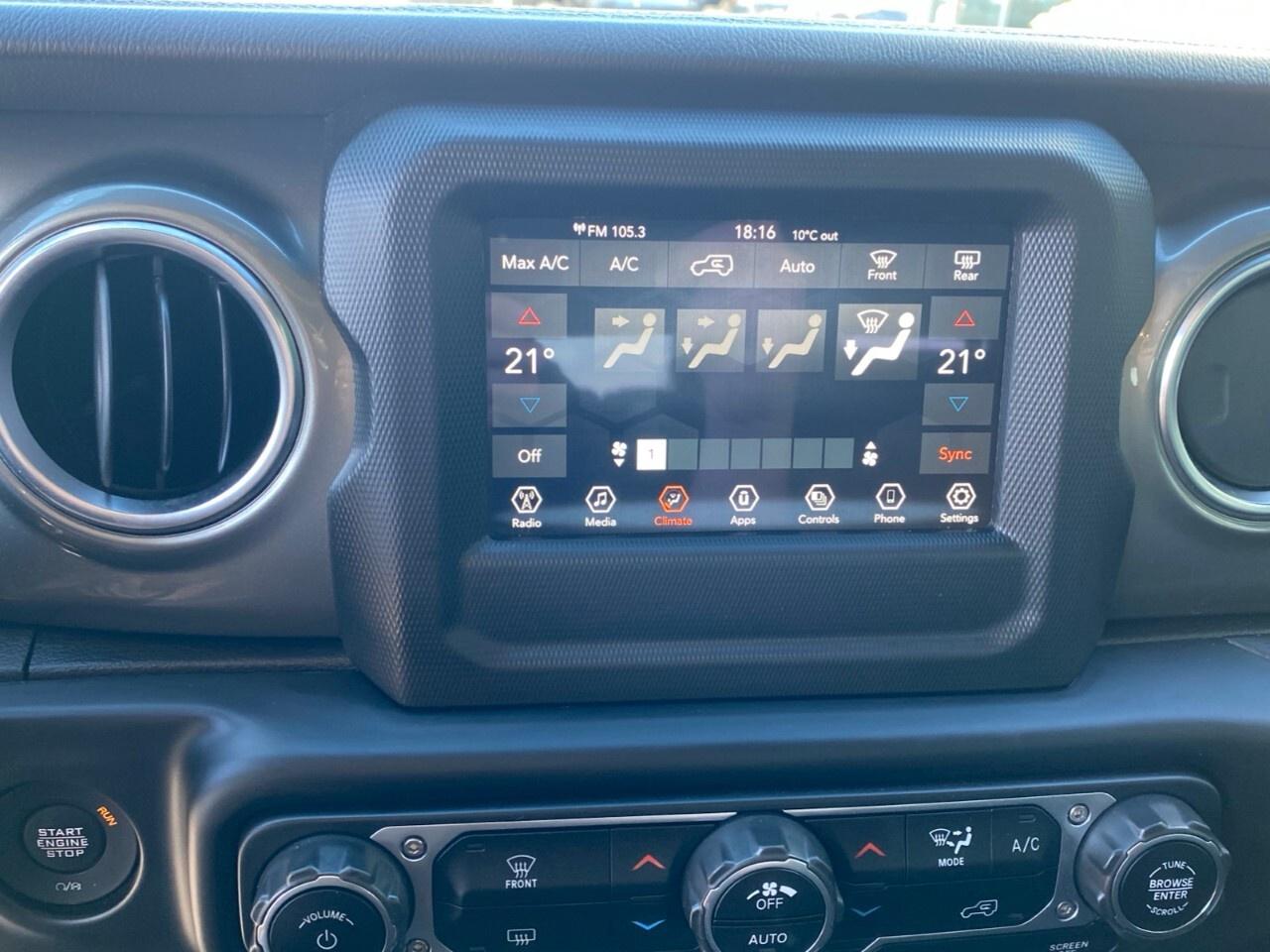 2021 Jeep Wrangler Unlimited Sahara 4X4 Photo