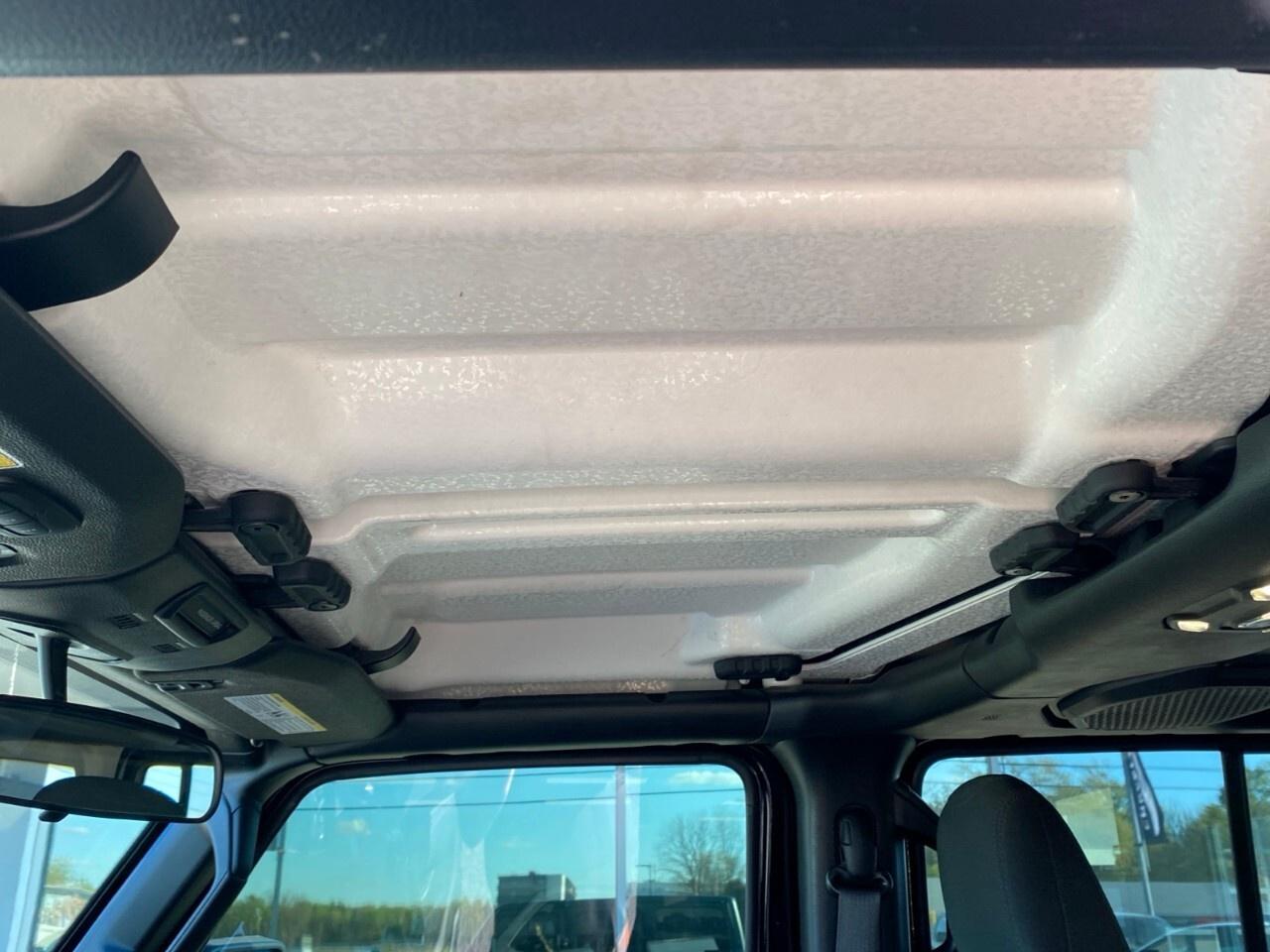 2021 Jeep Wrangler Unlimited Sahara 4X4 Photo