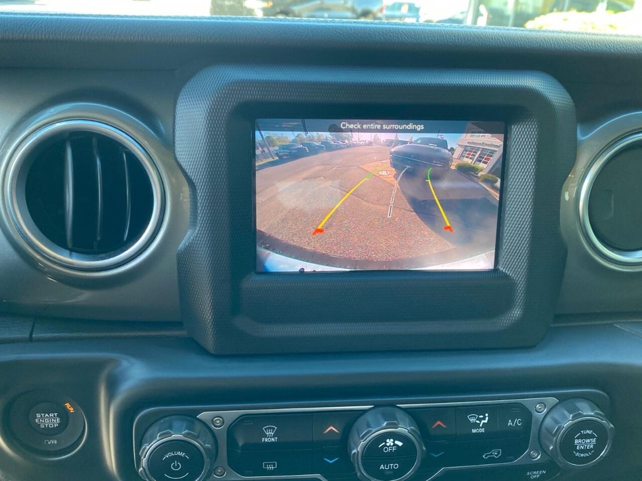 2021 Jeep Wrangler Unlimited Sahara 4X4 Photo