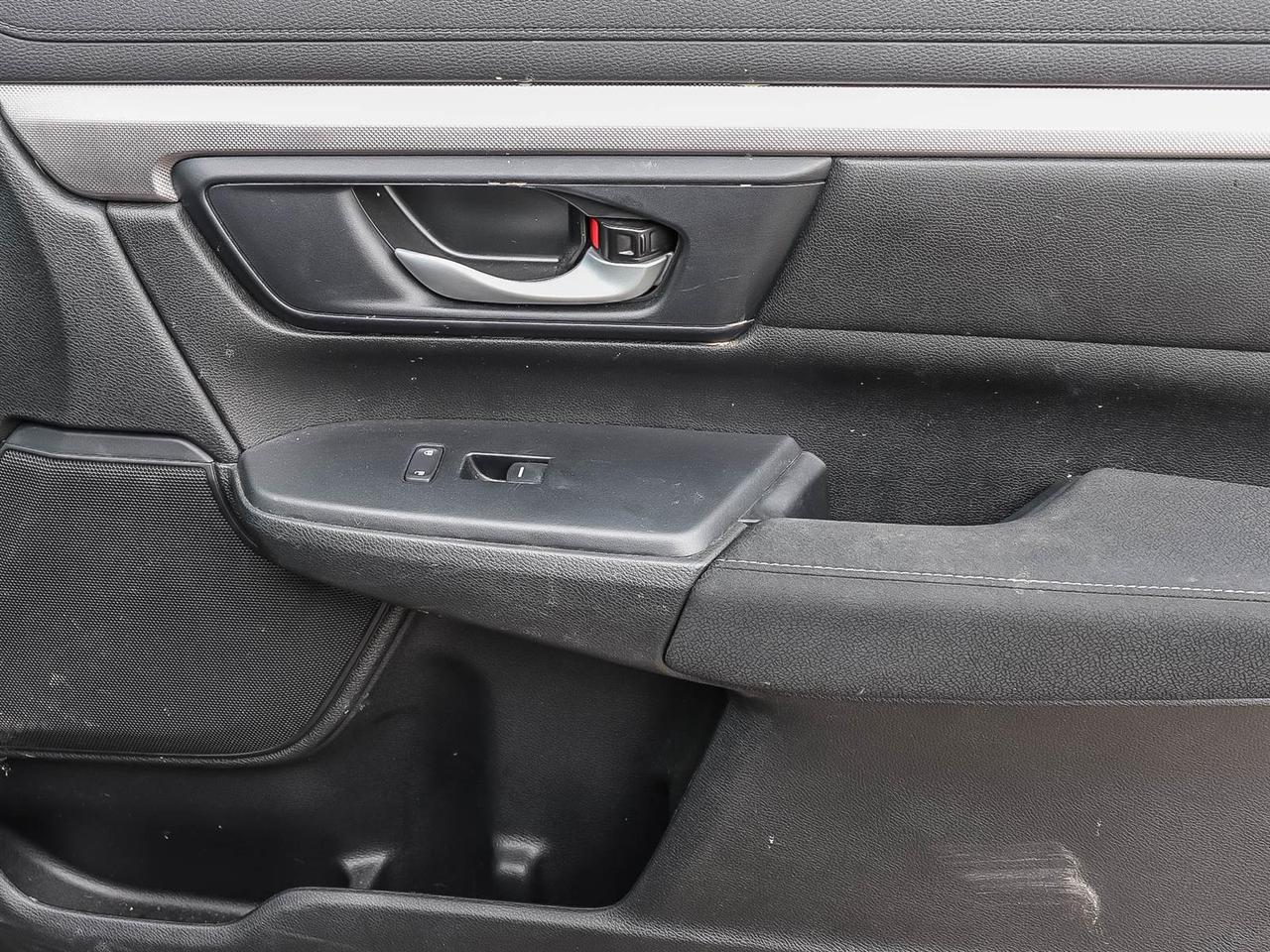 2020 Honda CR-V LX Photo