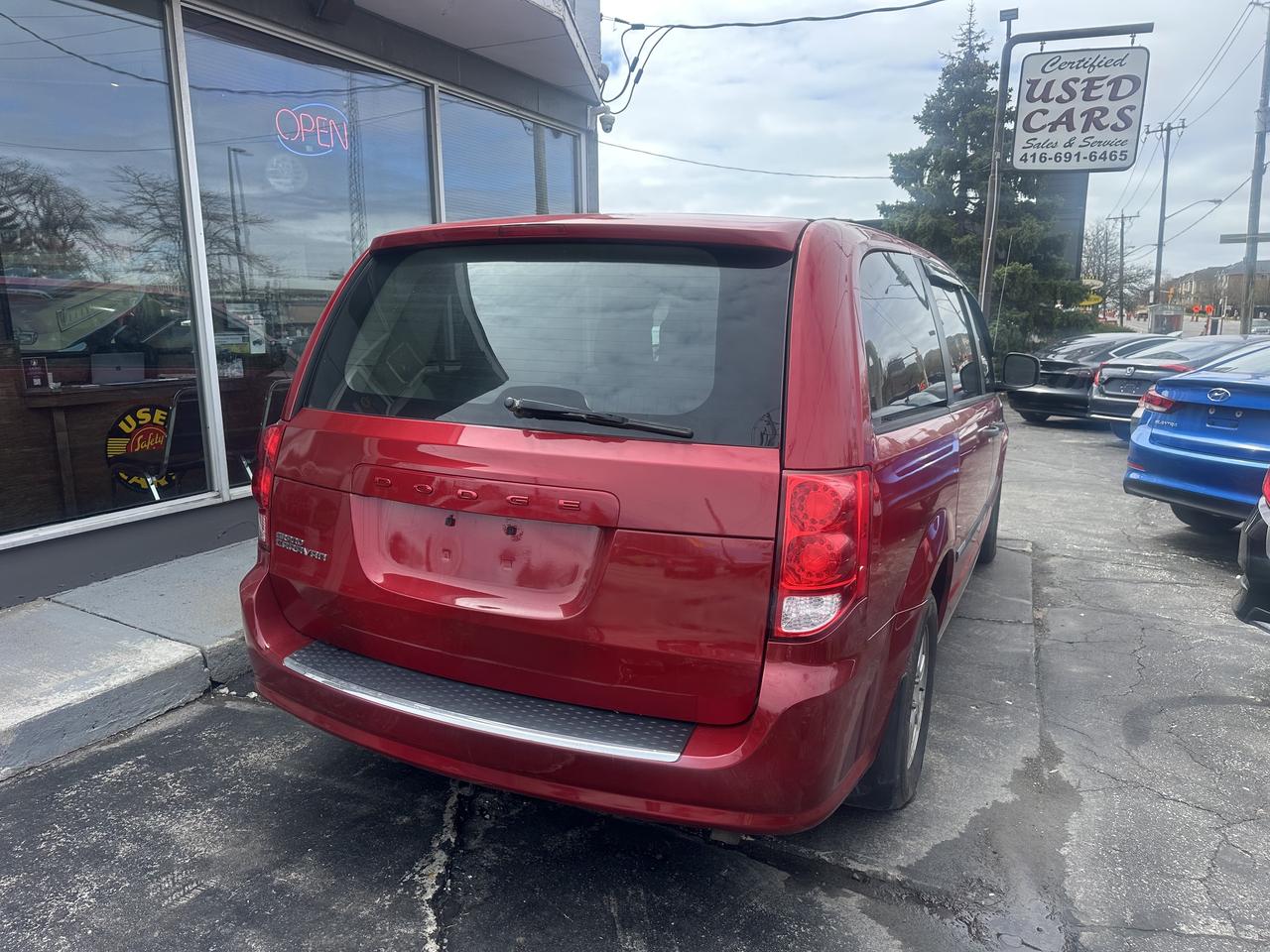 2013 Dodge Grand Caravan American Photo