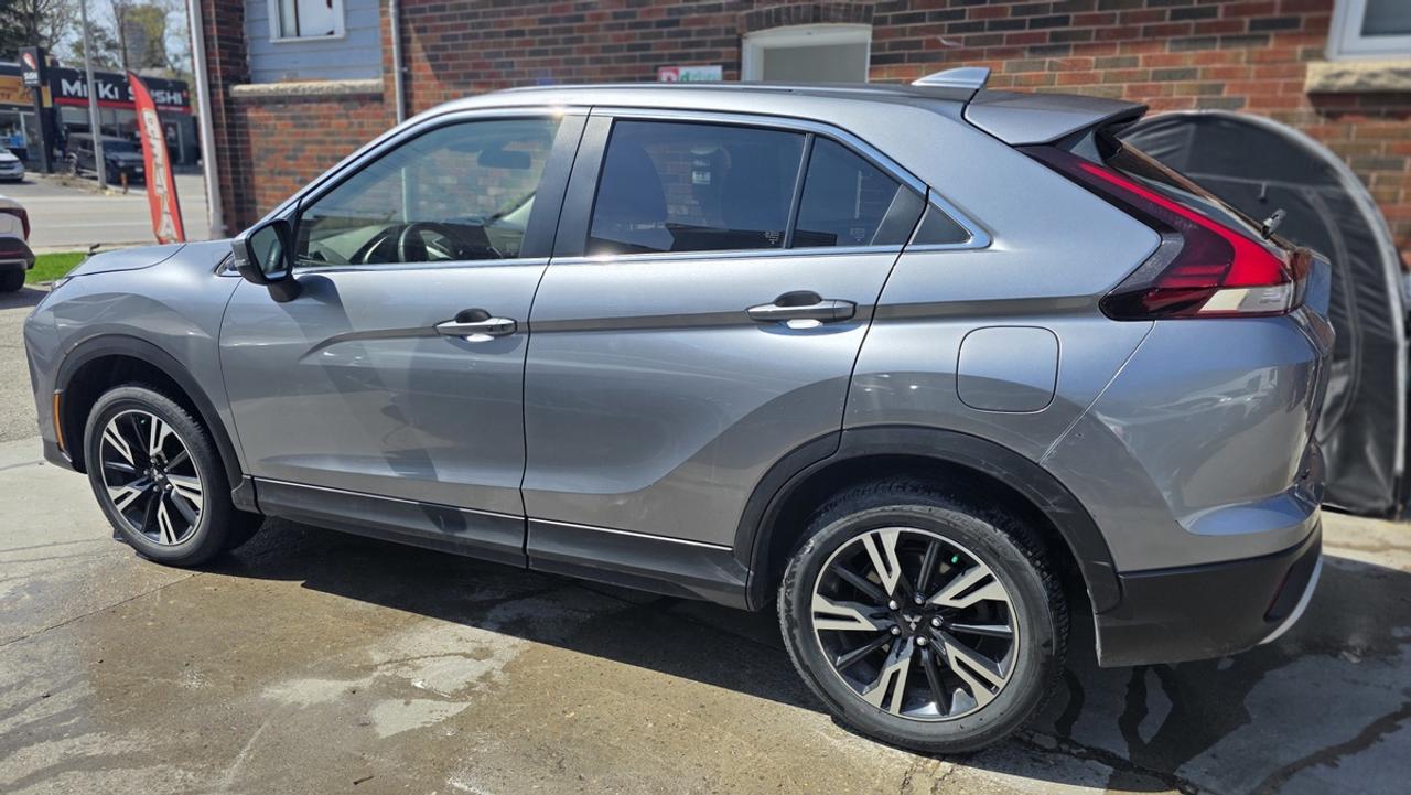 2024 Mitsubishi Eclipse Cross SE Photo