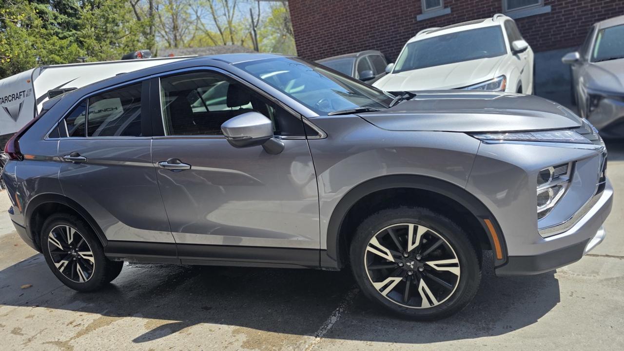 2024 Mitsubishi Eclipse Cross SE Photo