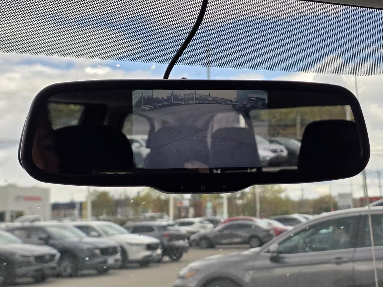 2017 Dodge Grand Caravan REAR CAMERA 1 OWNER Photo
