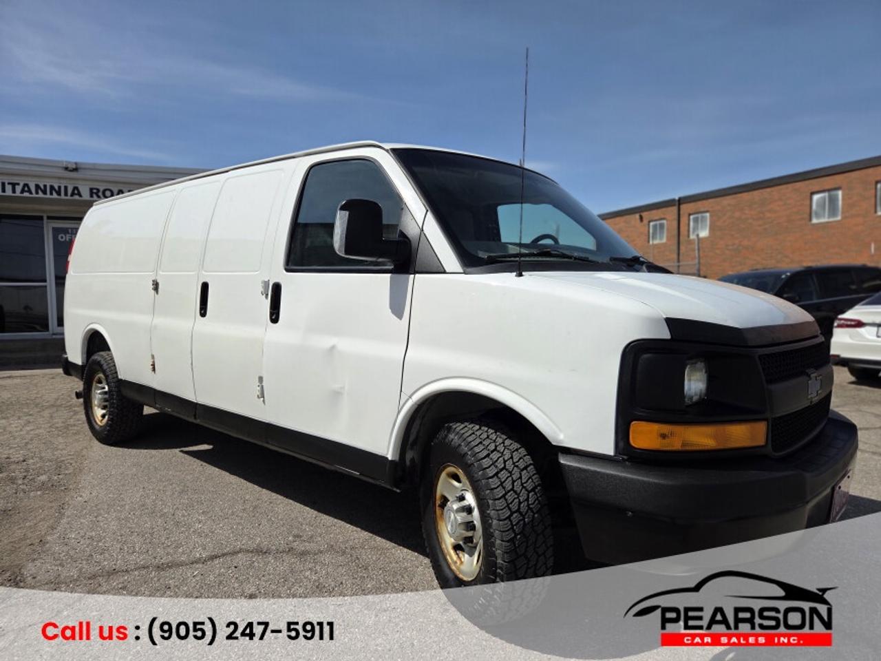 2015 Chevrolet Express G2500 EXTENDED Photo