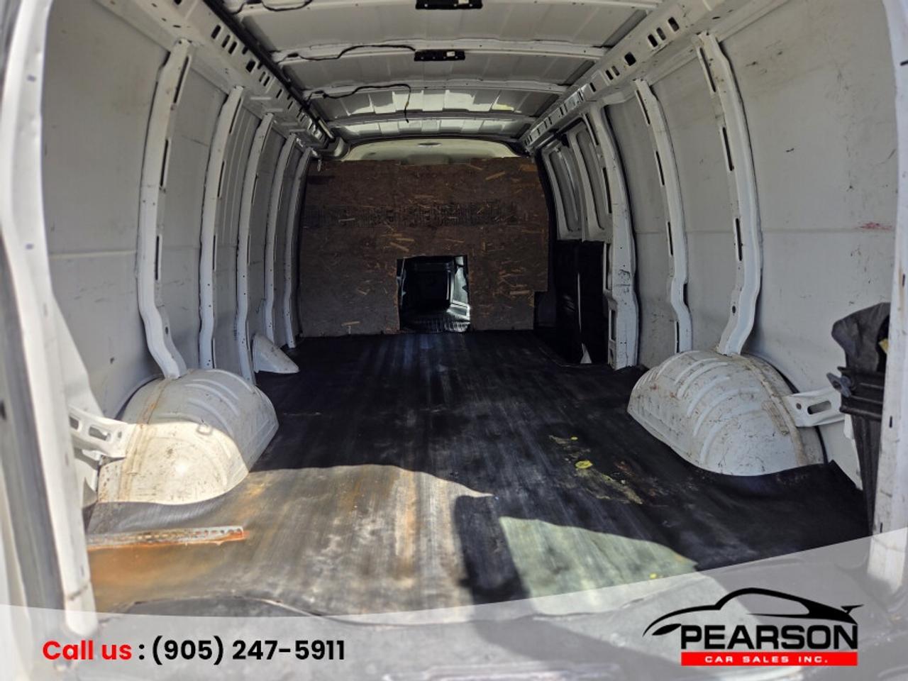 2015 Chevrolet Express G2500 EXTENDED Photo
