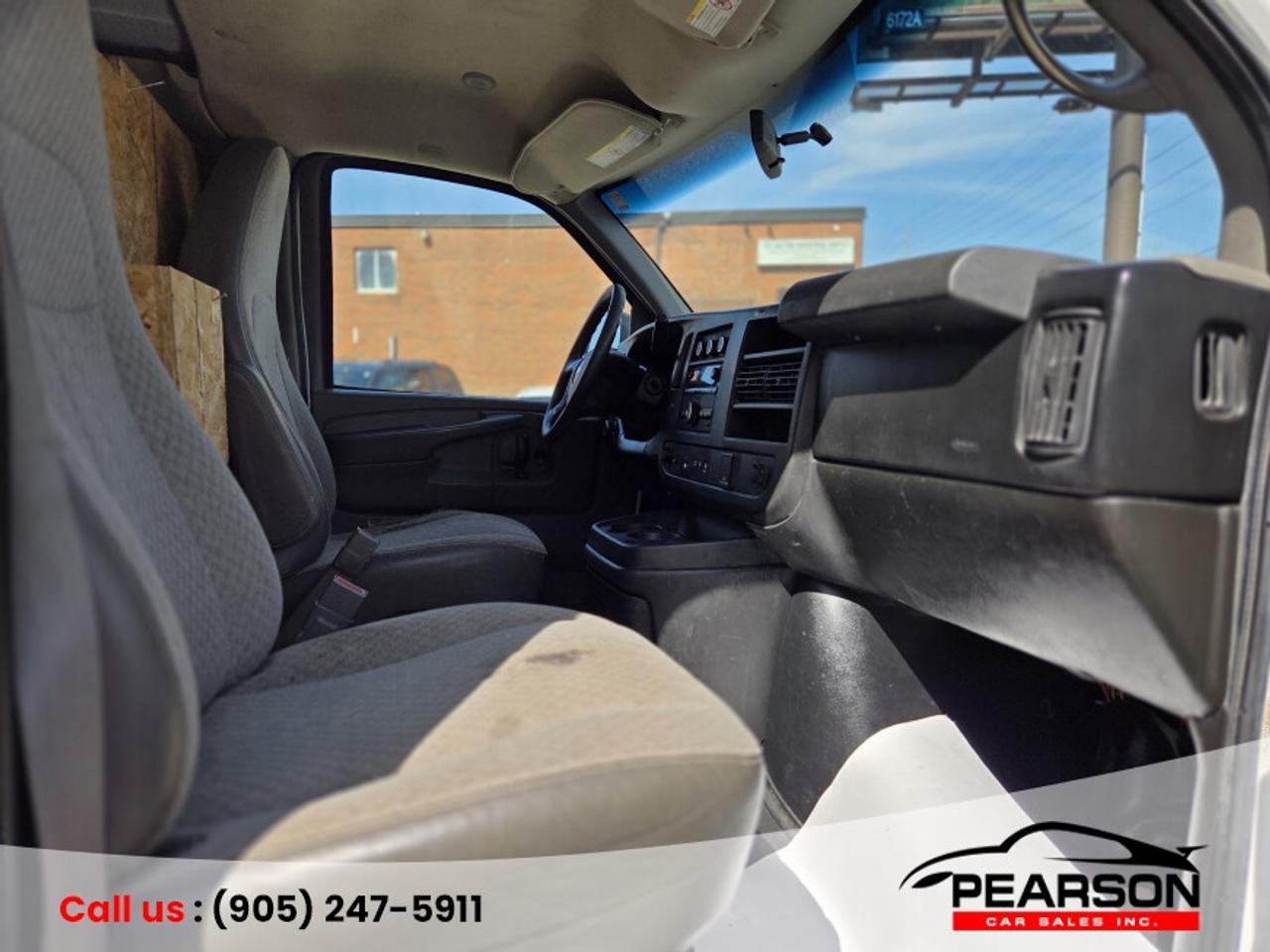 2015 Chevrolet Express G2500 EXTENDED Photo