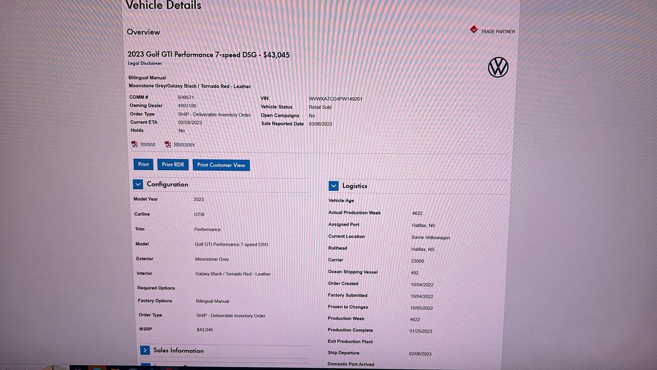 2023 Volkswagen Golf GTI Performance Photo