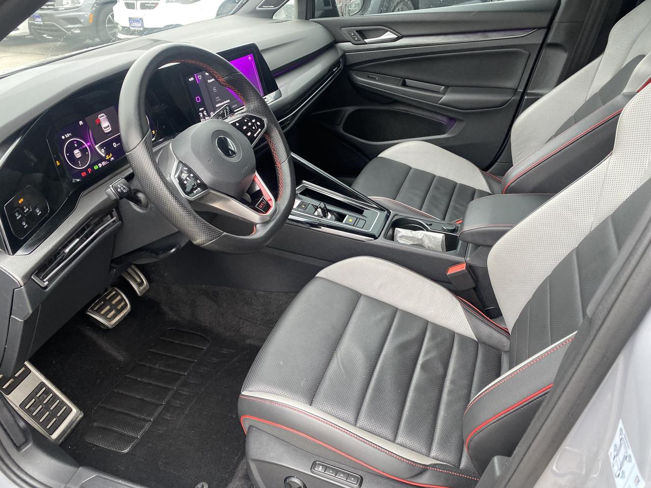 2023 Volkswagen Golf GTI Performance Photo