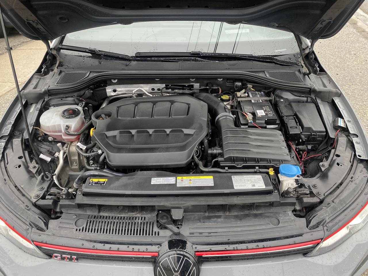 2023 Volkswagen Golf GTI Performance Photo