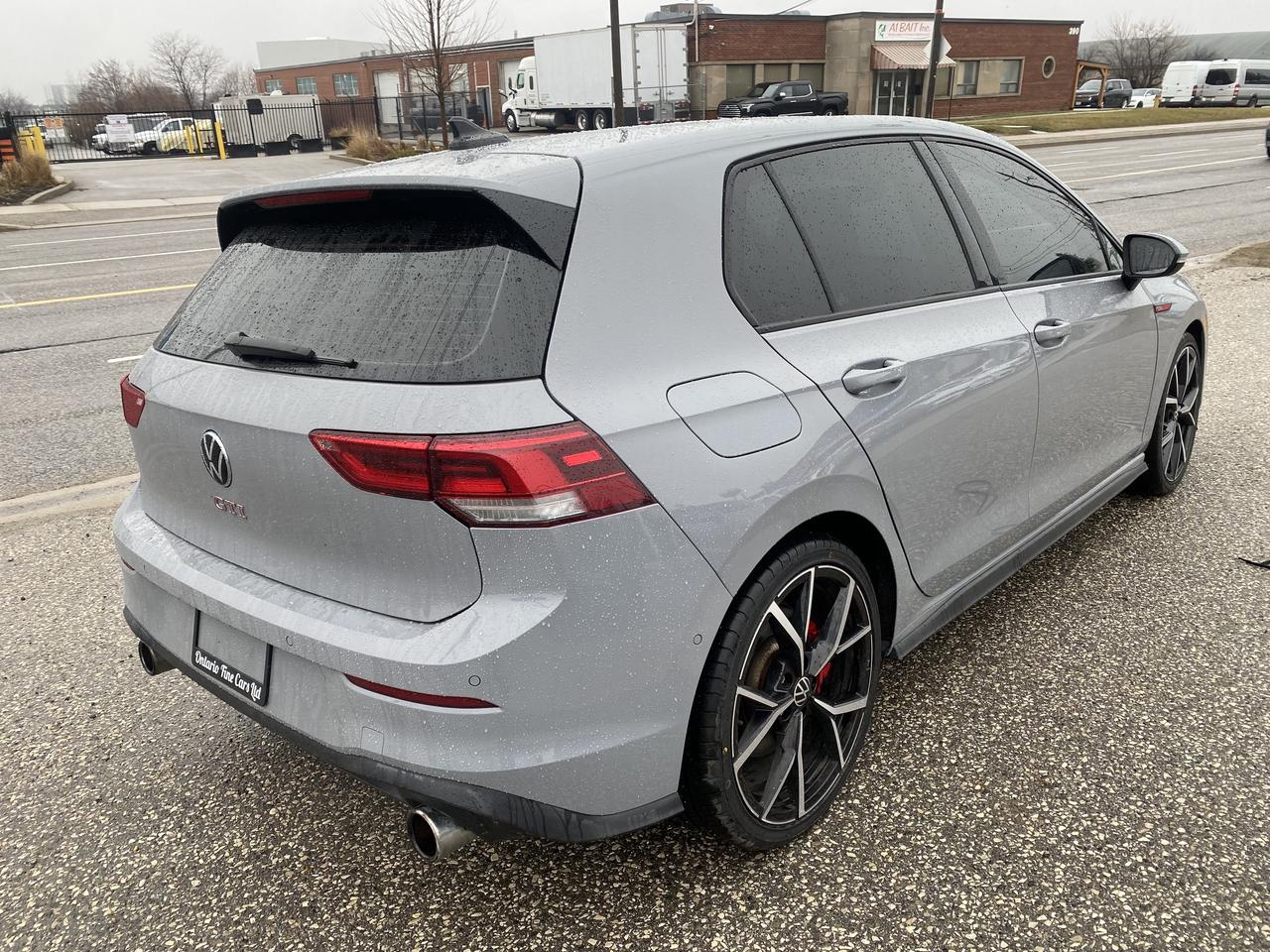 2023 Volkswagen Golf GTI Performance Photo