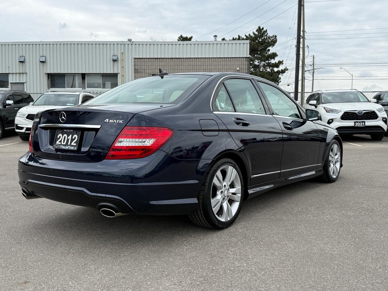 2012 Mercedes-Benz C-Class C 300 4MATIC  ONE OWNER CERTIFED MINT Photo