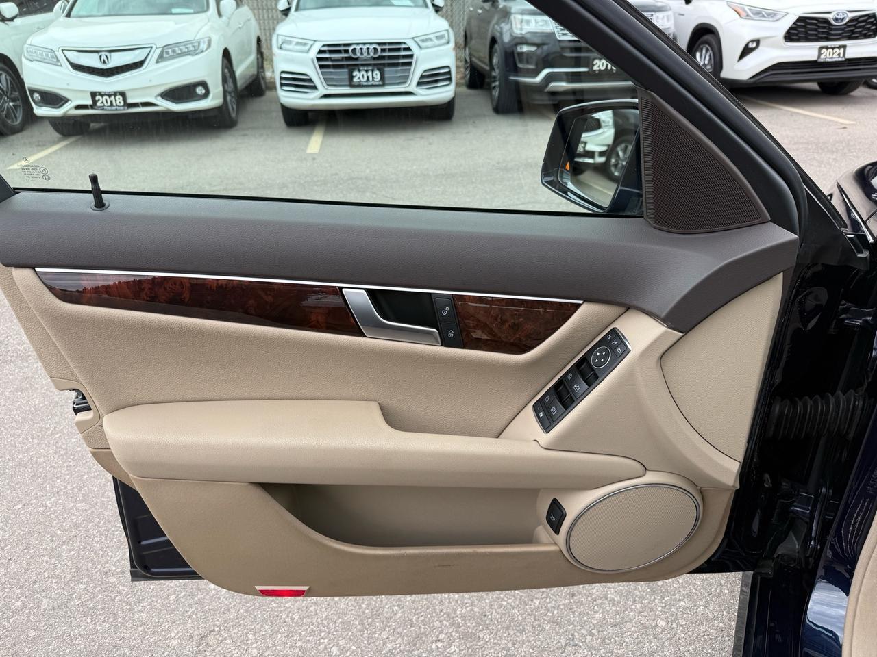 2012 Mercedes-Benz C-Class C 300 4MATIC  ONE OWNER CERTIFED MINT Photo