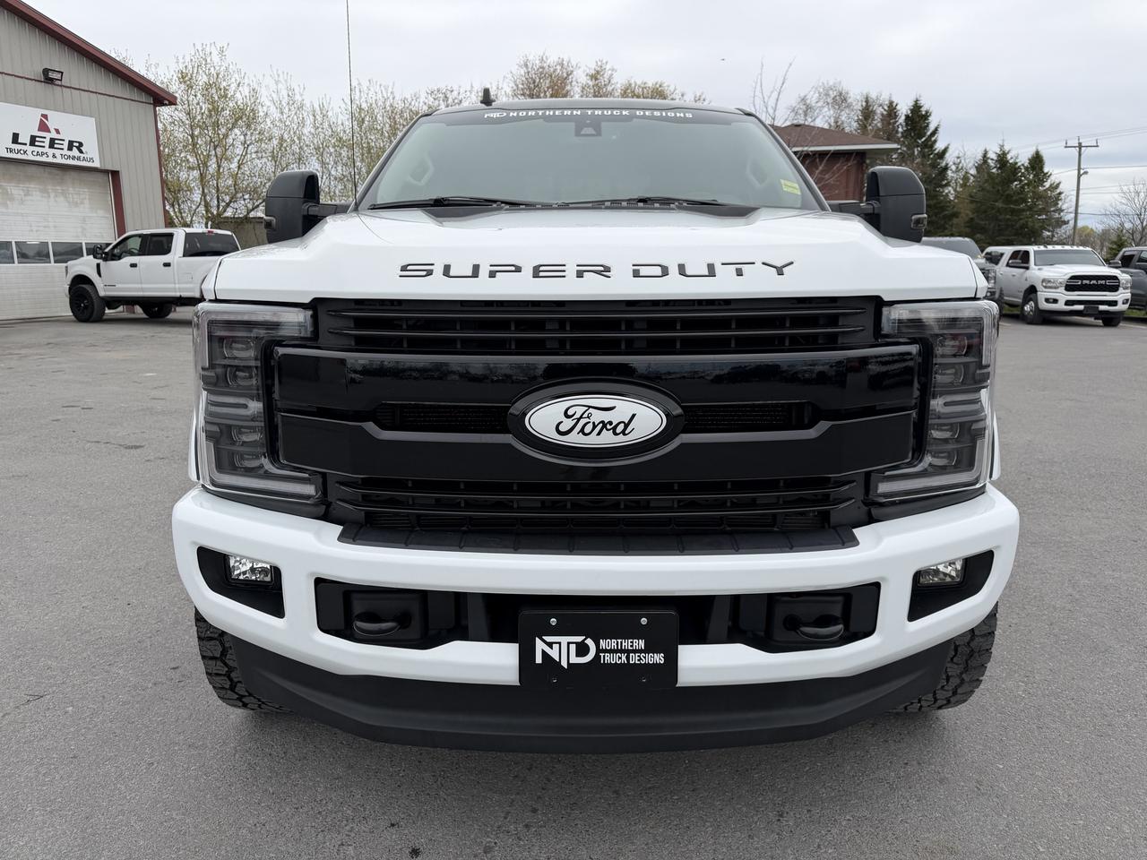 2019 Ford F-250 LARIAT PUNISHER EDITION!! Photo
