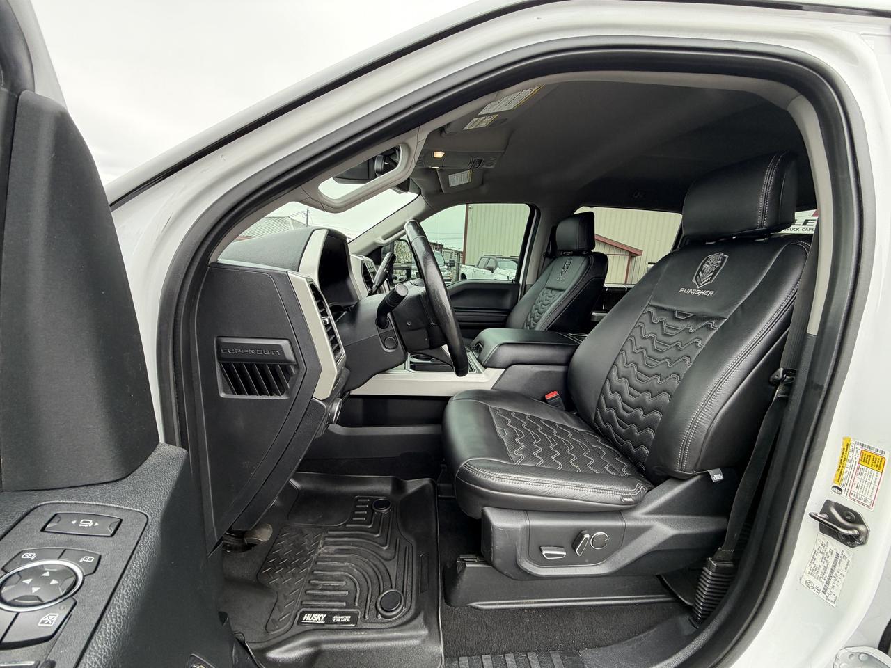 2019 Ford F-250 LARIAT PUNISHER EDITION!! Photo