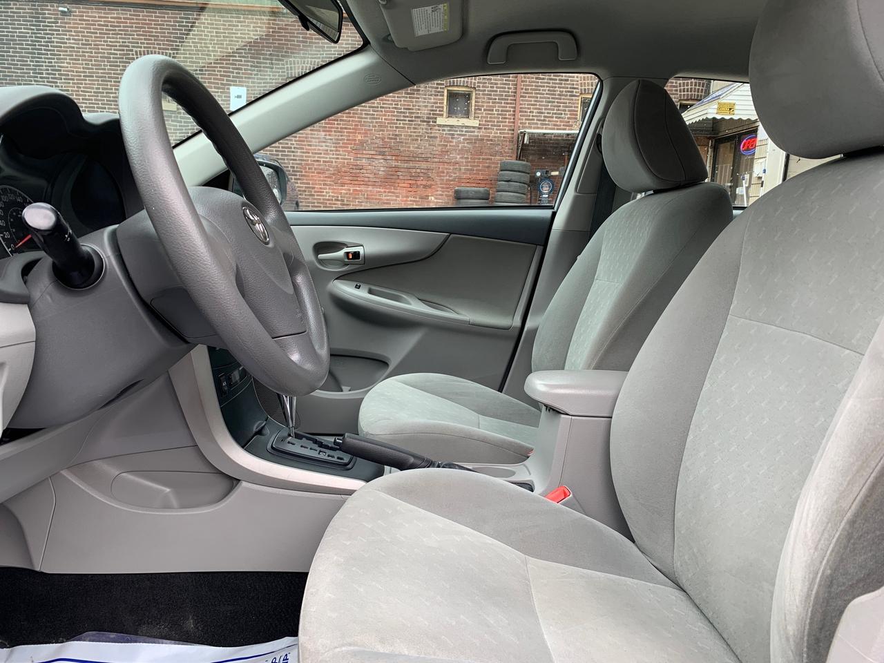 2010 Toyota Corolla 4DR SDN AUTO CE Photo