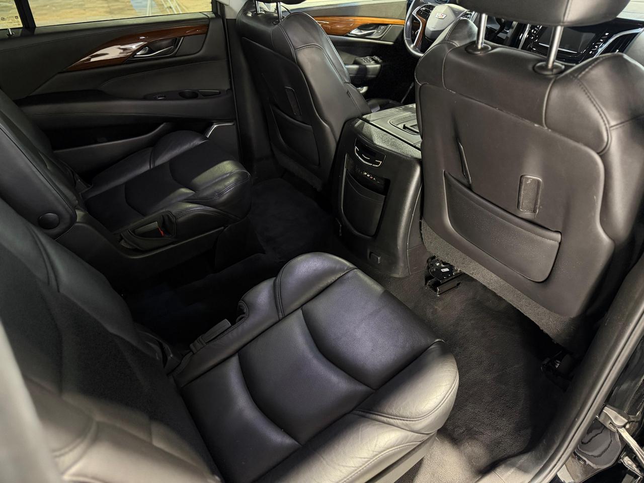 2016 Cadillac Escalade ESV PREMIUM/NO RUST/CLEAN CARFAX Photo