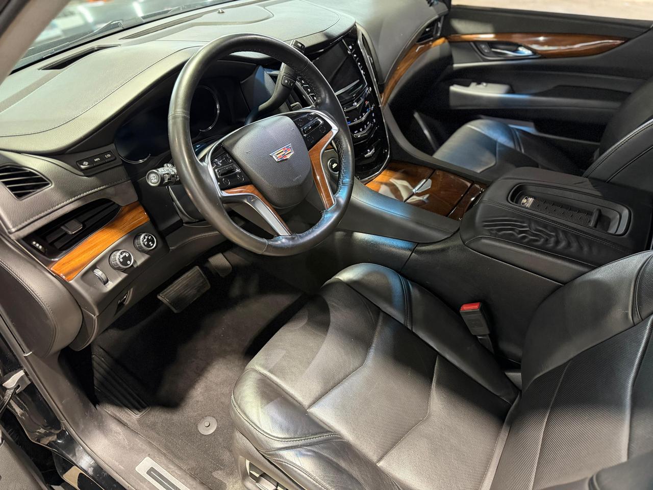 2016 Cadillac Escalade ESV PREMIUM/NO RUST/CLEAN CARFAX Photo