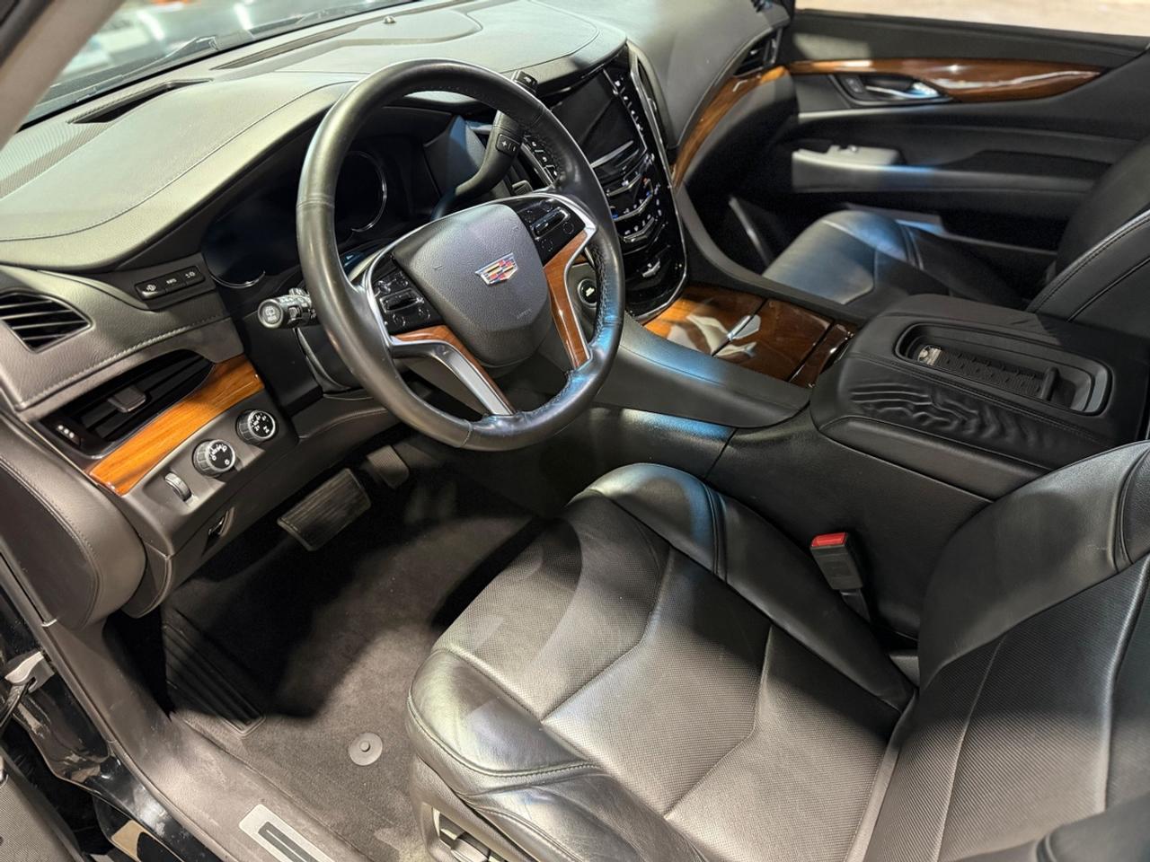 2016 Cadillac Escalade ESV PREMIUM/NO RUST/CLEAN CARFAX Photo