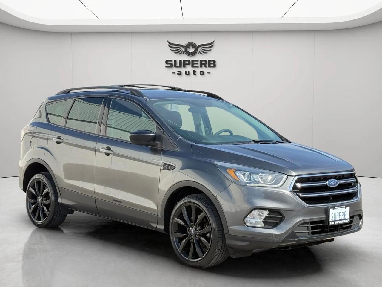 2017 Ford Escape SE   ECOBOOST   NO ACCIDENT Photo2