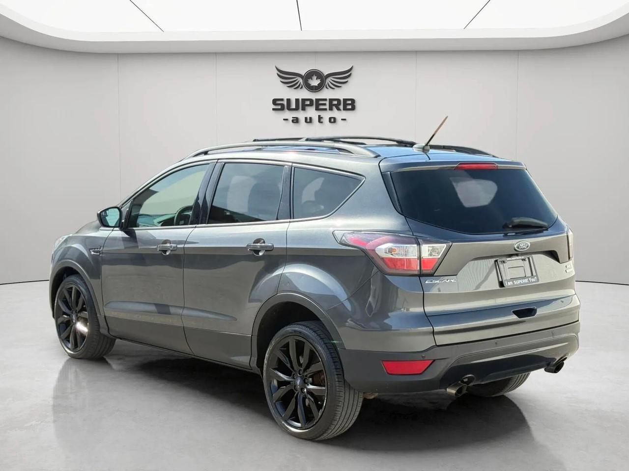 2017 Ford Escape SE   ECOBOOST   NO ACCIDENT Photo4
