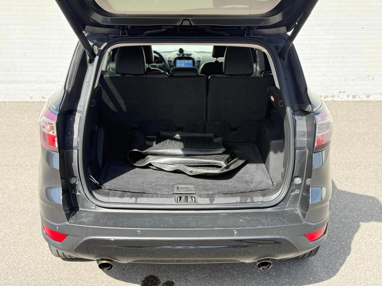 2017 Ford Escape SE   ECOBOOST   NO ACCIDENT Photo