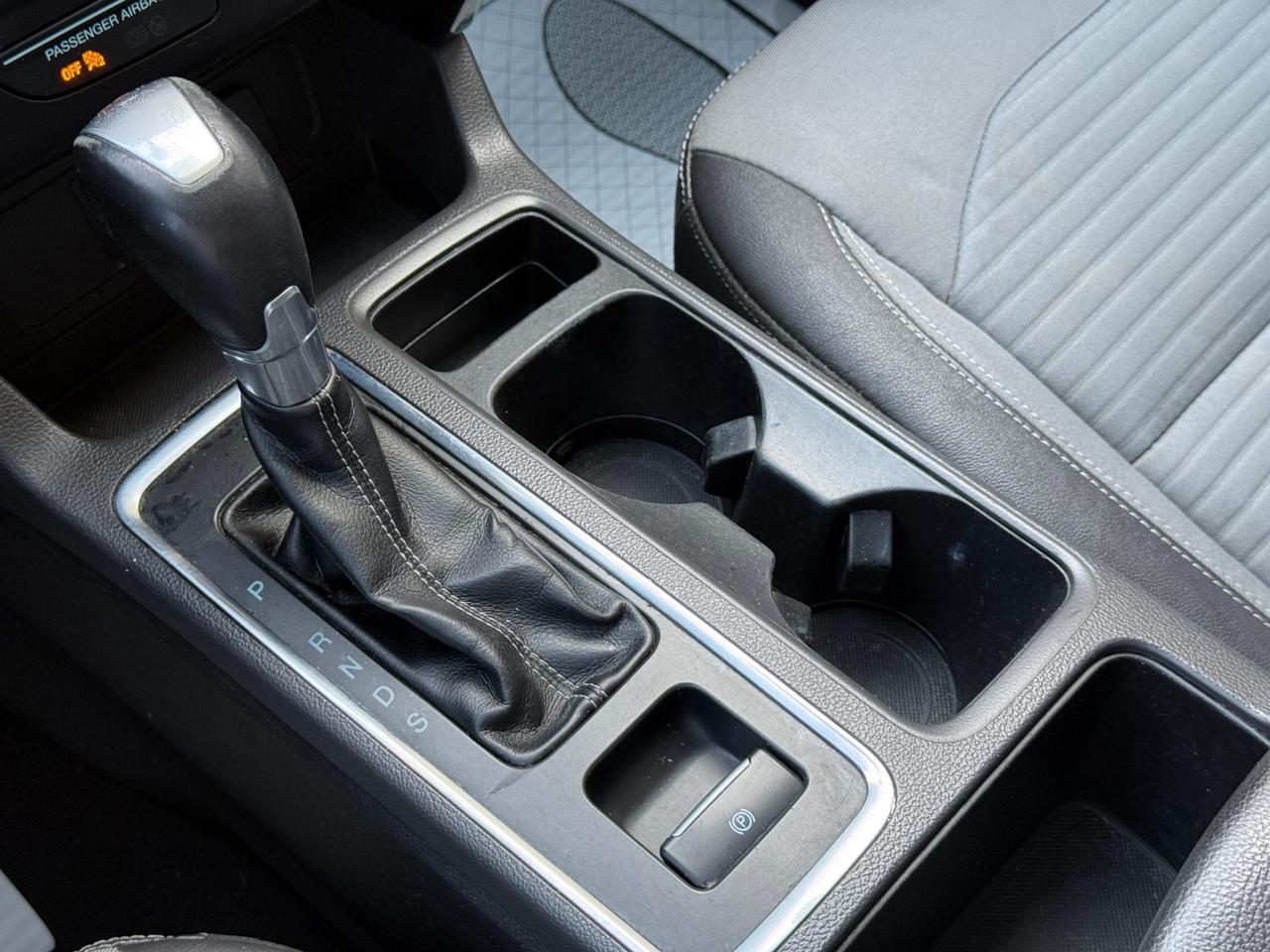 2017 Ford Escape SE   ECOBOOST   NO ACCIDENT Photo