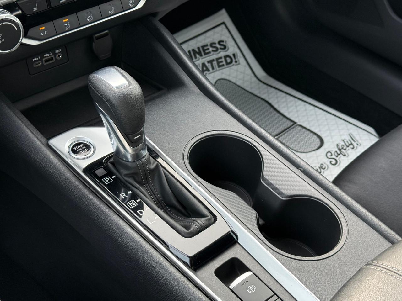 2022 Nissan Altima SE   SPECIAL EDITION   AWD   NO ACCIDENT Photo