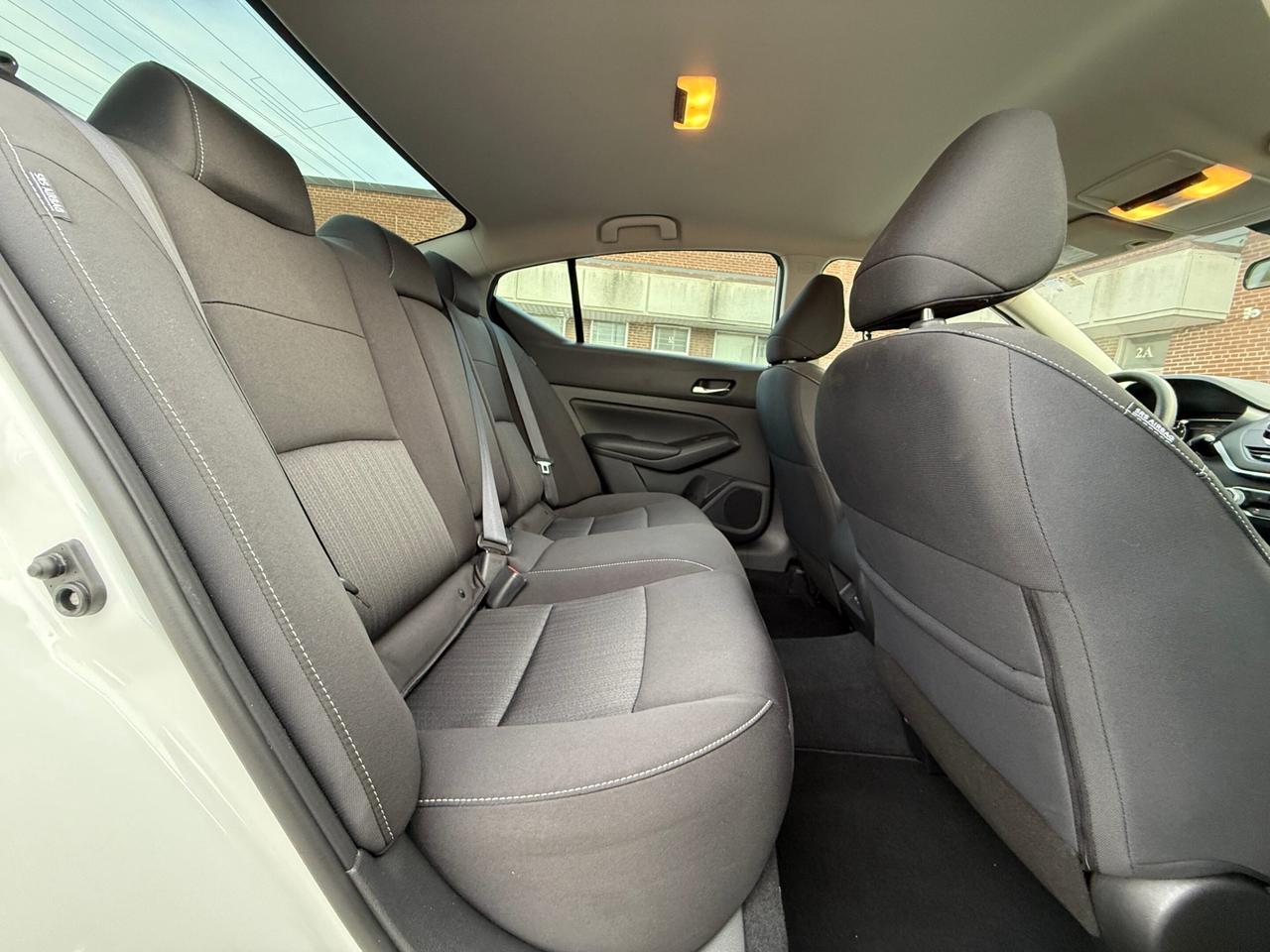 2022 Nissan Altima SE   SPECIAL EDITION   AWD   NO ACCIDENT Photo