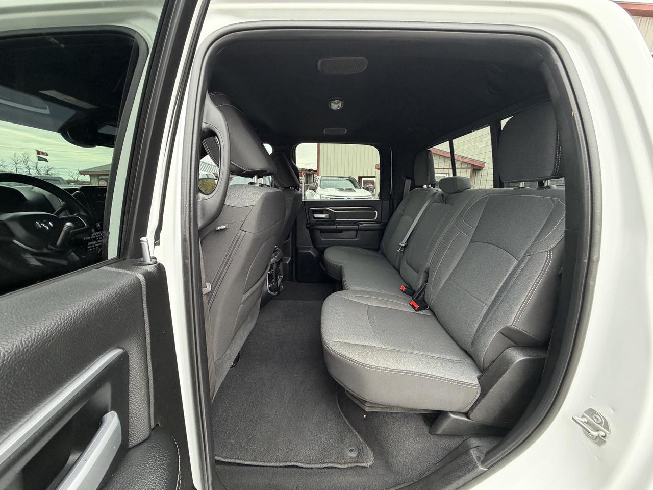 2022 RAM 3500 Big Horn 4x4 Crew Cab 8' Box Photo
