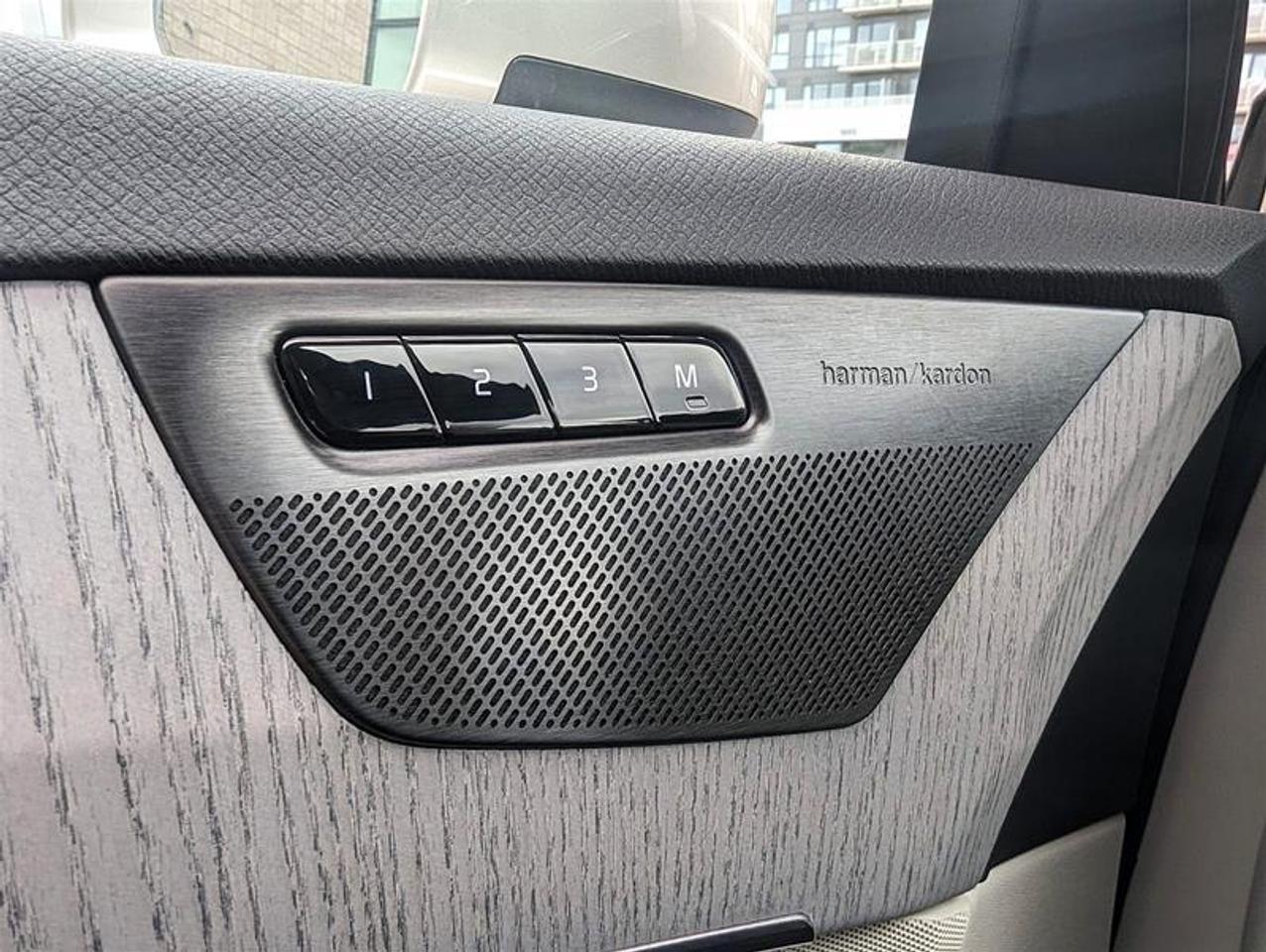 2024 Volvo XC90 B6 Plus   7 Pass   HK Audio   21s   Clean Photo