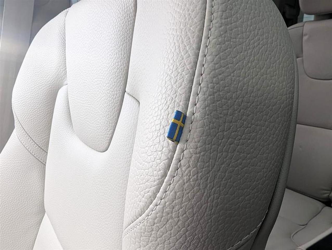 2024 Volvo XC90 B6 Plus   7 Pass   HK Audio   21s   Clean Photo
