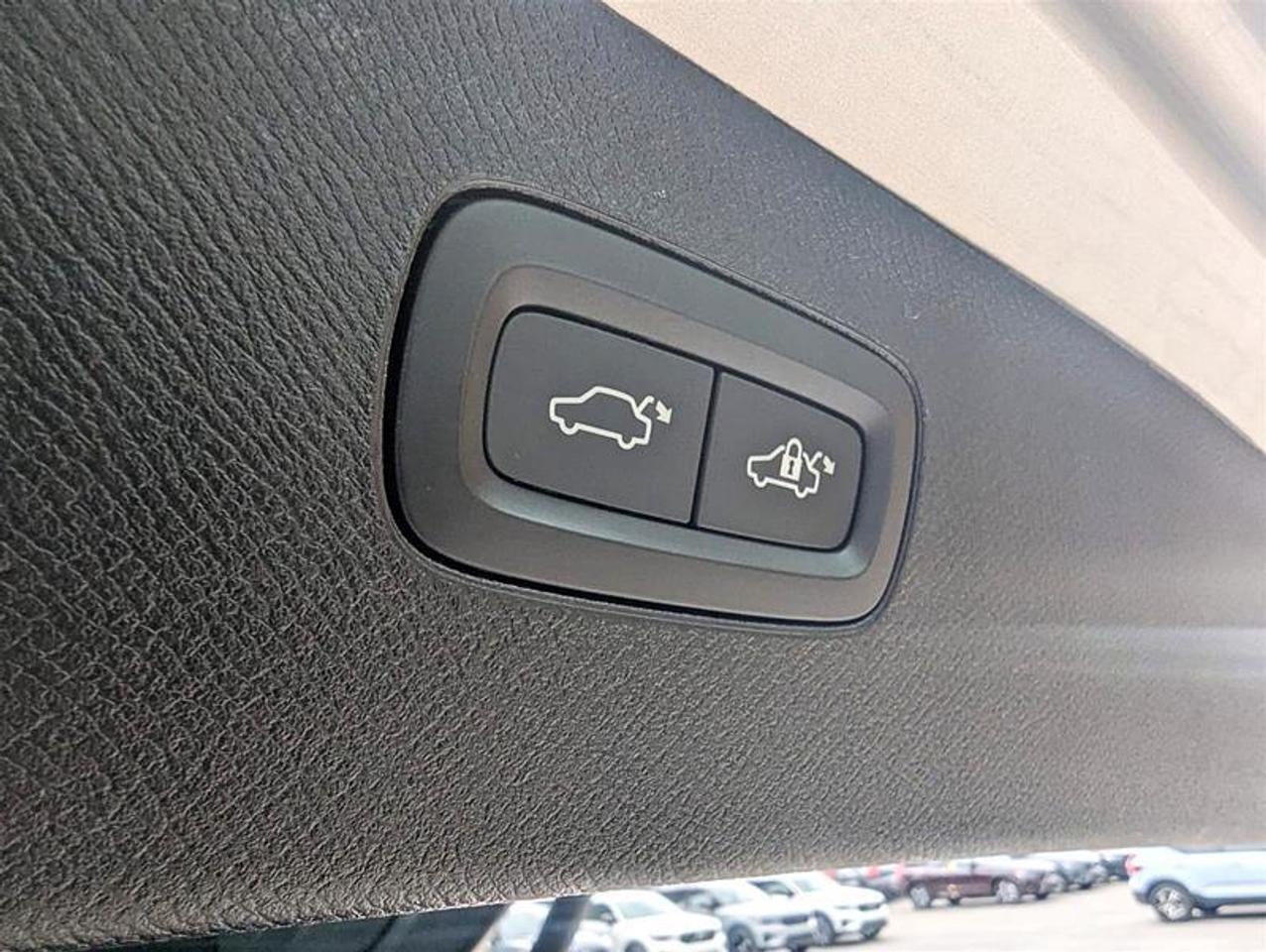 2024 Volvo XC90 B6 Plus   7 Pass   HK Audio   21s   Clean Photo