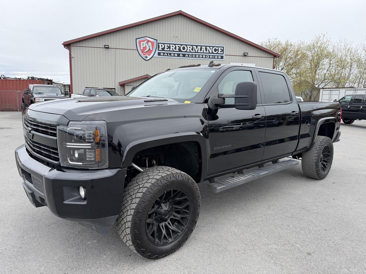 2015 Chevrolet SILVERADO 2500HD LTZ LIFT/WHEEL/TIRE PKG! Photo