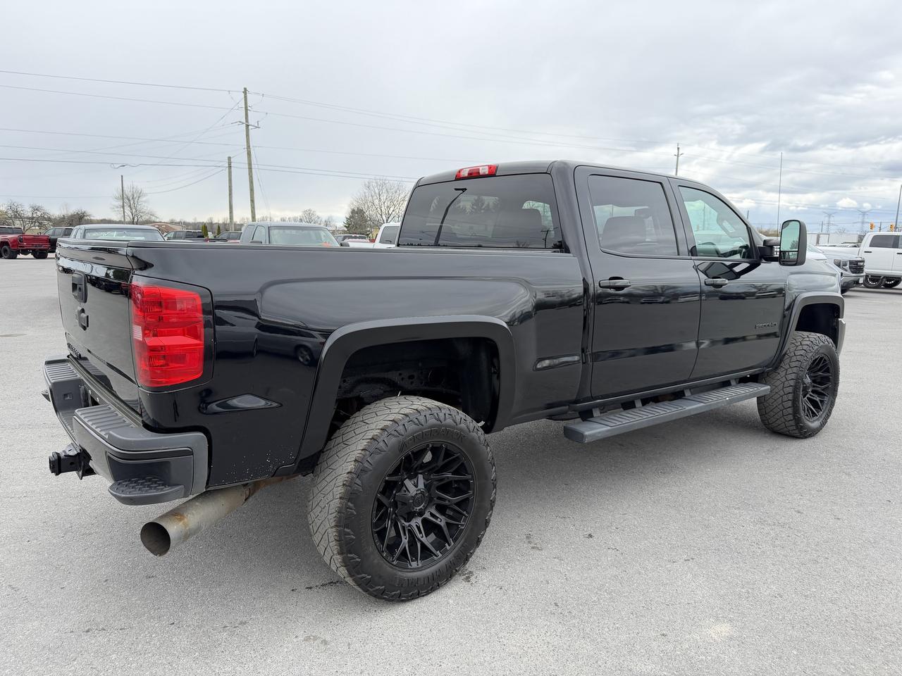 2015 Chevrolet SILVERADO 2500HD LTZ LIFT/WHEEL/TIRE PKG! Photo